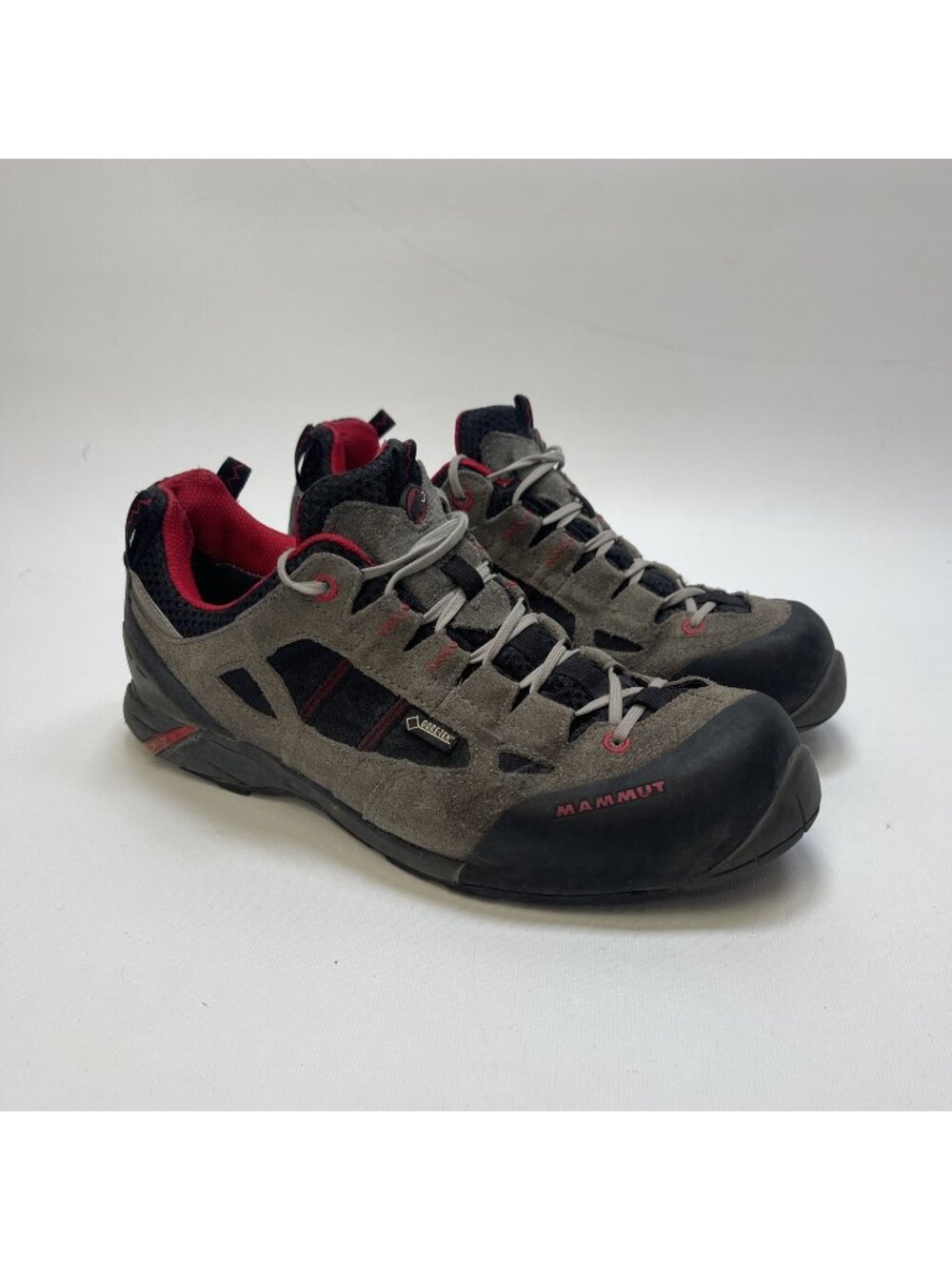 Mammut Redburn Low Gore-Tex Approach Shoes Men Size 8.5 US Grey Red Hiking Read